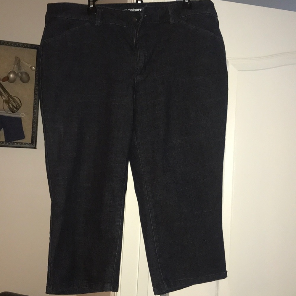 Liz Claiborne Crop Jeans